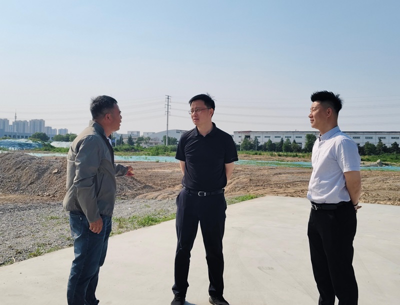 20250529徐總調(diào)研招商項(xiàng)目現(xiàn)場(chǎng)1.jpg 20250529徐總調(diào)研招商項(xiàng)目現(xiàn)場(chǎng)1.jpg